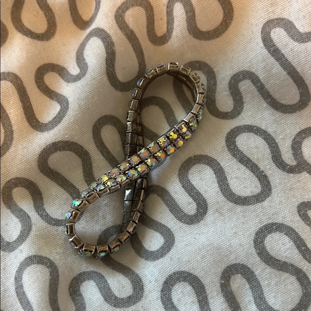 Many different bracelets